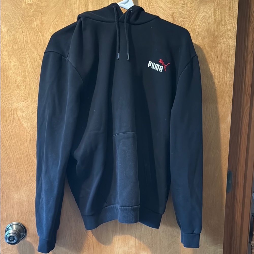 Puma Classic Black Sweatshirt